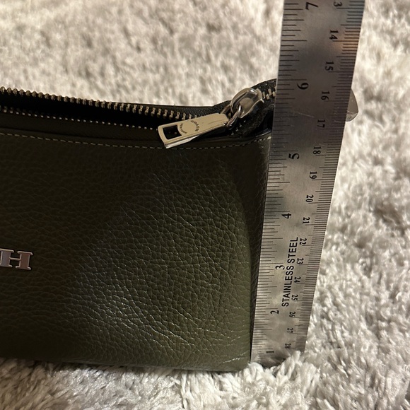 Coach Dark Green Leather Chain Shoulder Bag - Picture 11 of 11